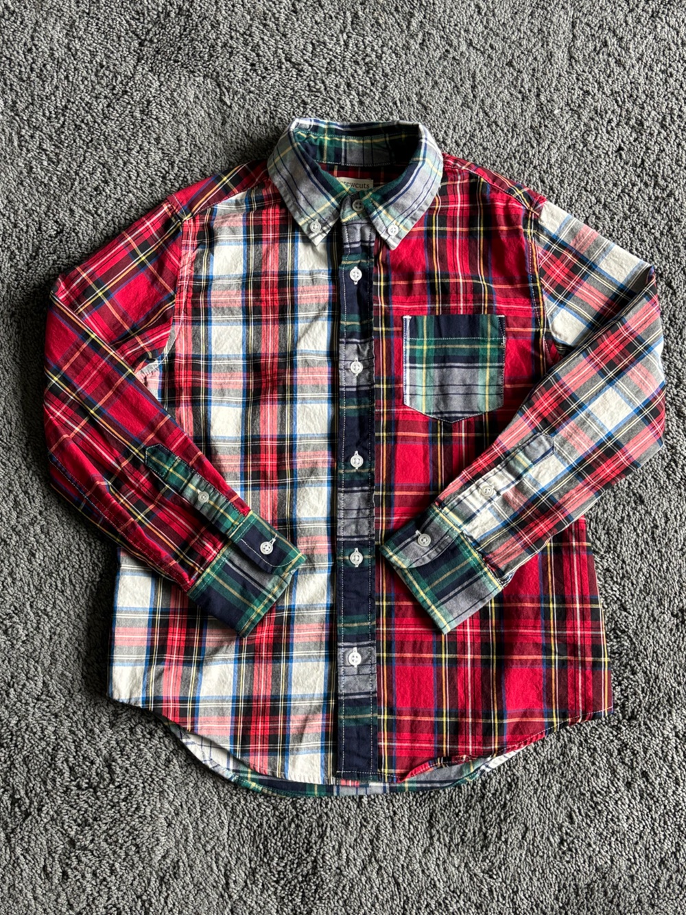 ❄️Crewcuts Red & Green Plaid Button-Down Shirt❄️
